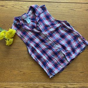 Plaid Sleeveless Blouse